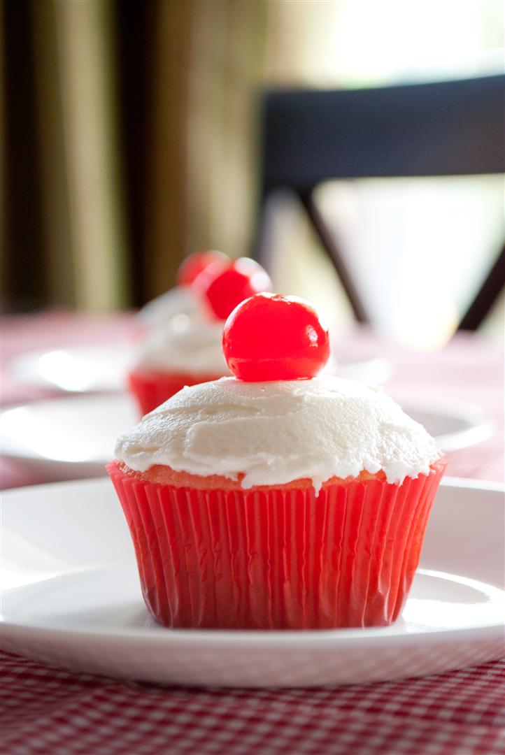 craftyc0rn3r Maraschino Cherry Cupcakes with Almond Buttercream Frosting