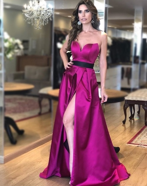 vestido de festa fucsia violeta