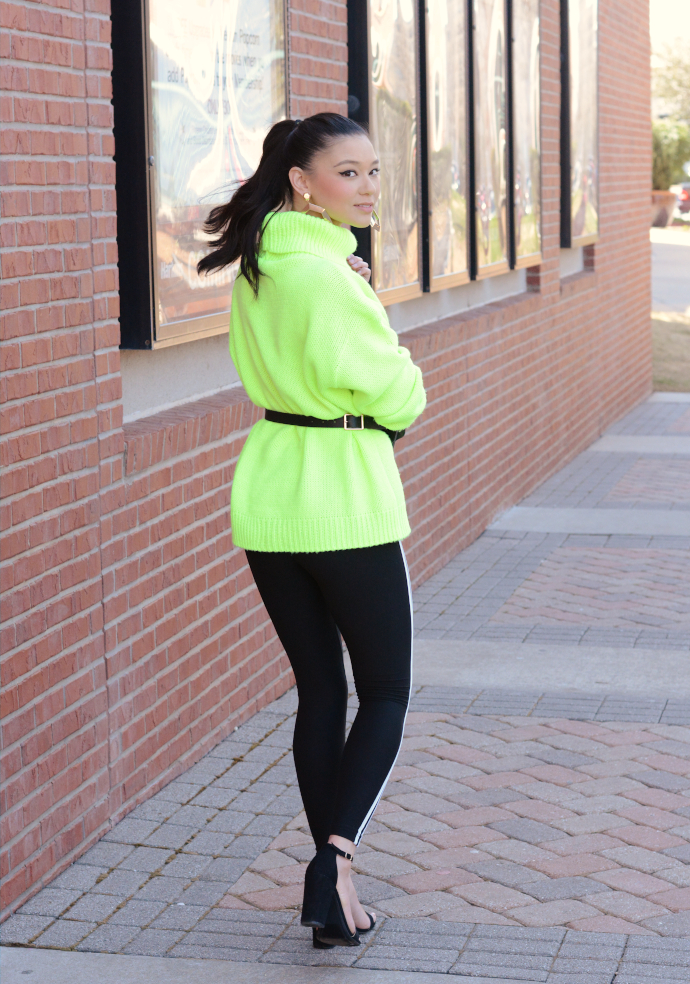 neon green, lime green, sporty, chic