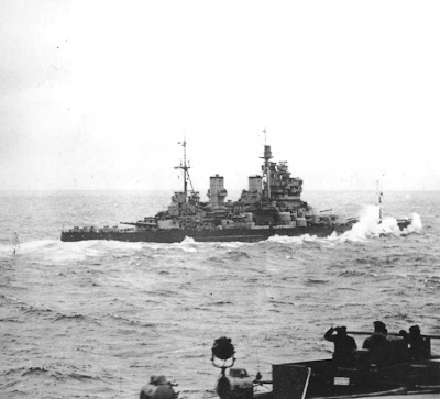 HMS+Duke+of+York_1943+(cap+nord).jpg