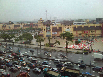 Banjir Kilat Di Puchong