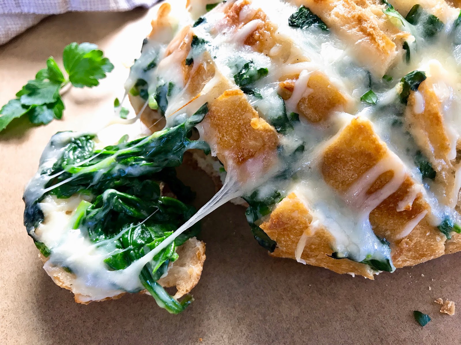 Creamed Spinach PullApart Bread
