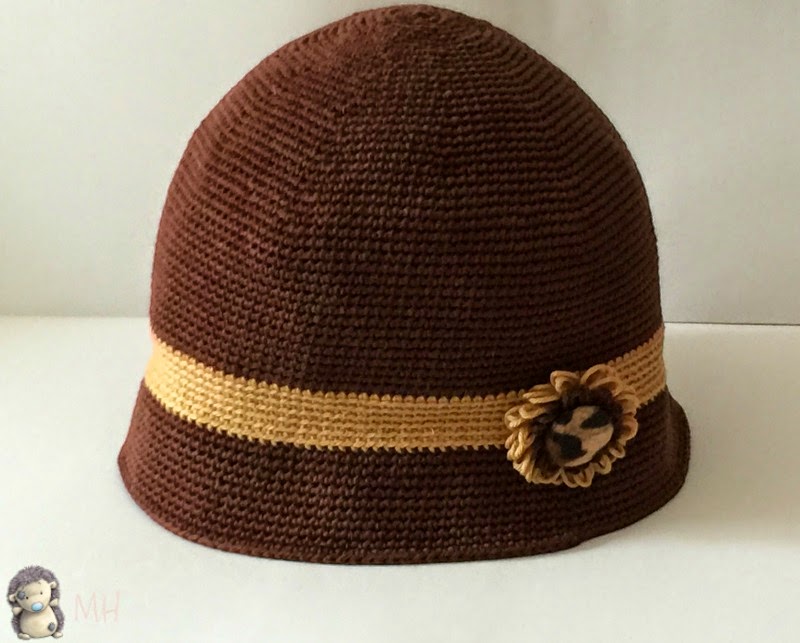 Gorrito cloché forma redonda