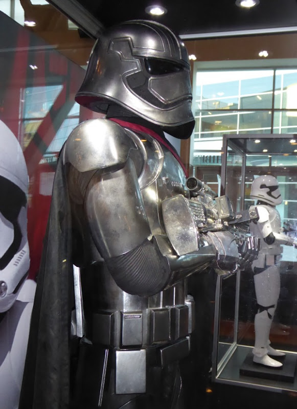 Star Wars Force Awakens Captain Phasma chrome costume