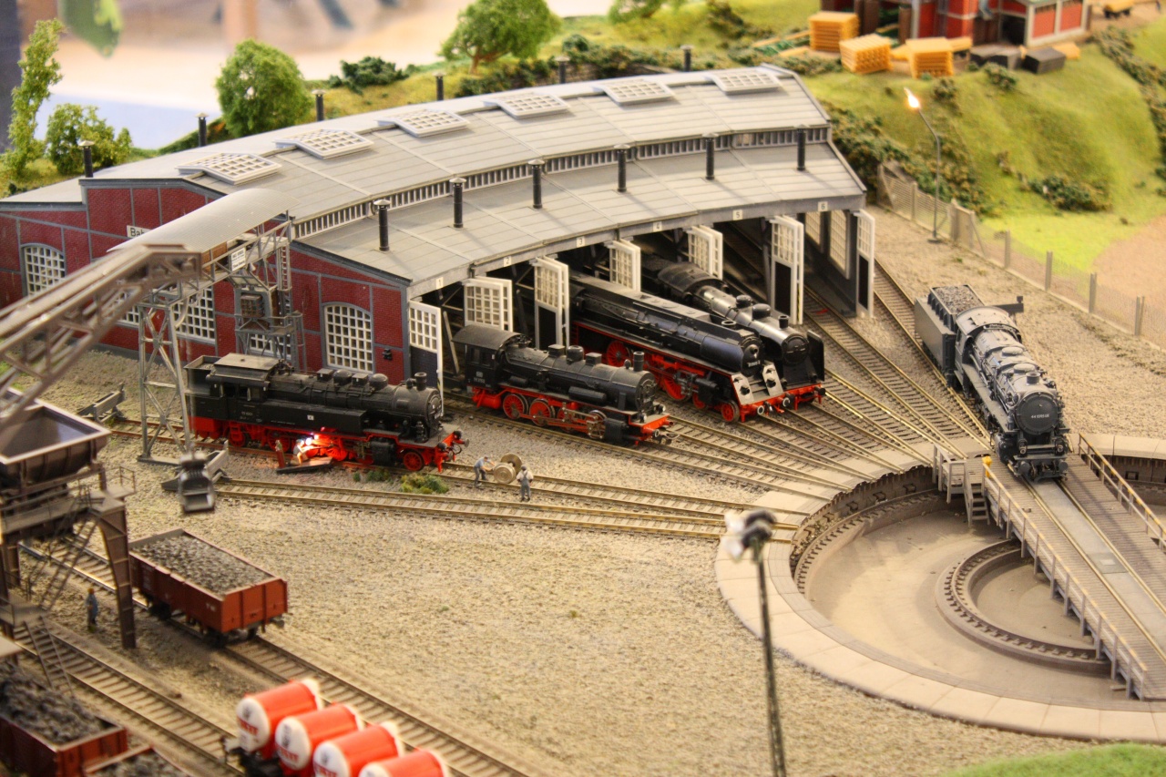  Miniature Railroad Exhibition at Sinaia Train Station - The Roundhouse