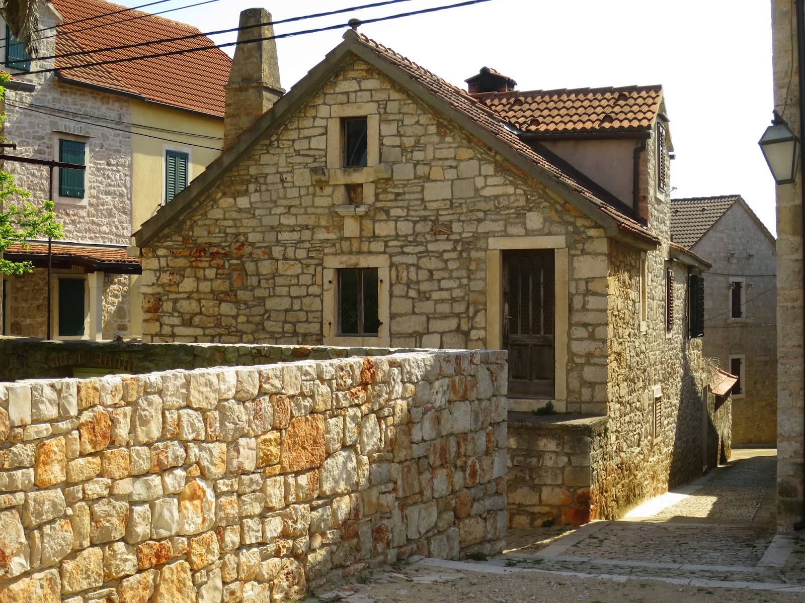 Fliederbaum Montagsschweinerei Mit Pesto Schweinsrollchen Und