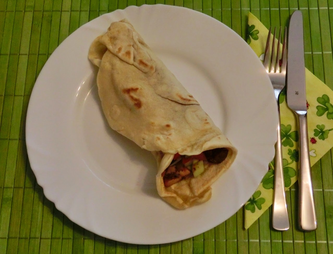 Bhakti Yoginis Blog: Tortillas mit Soja-Gemüse-Füllung