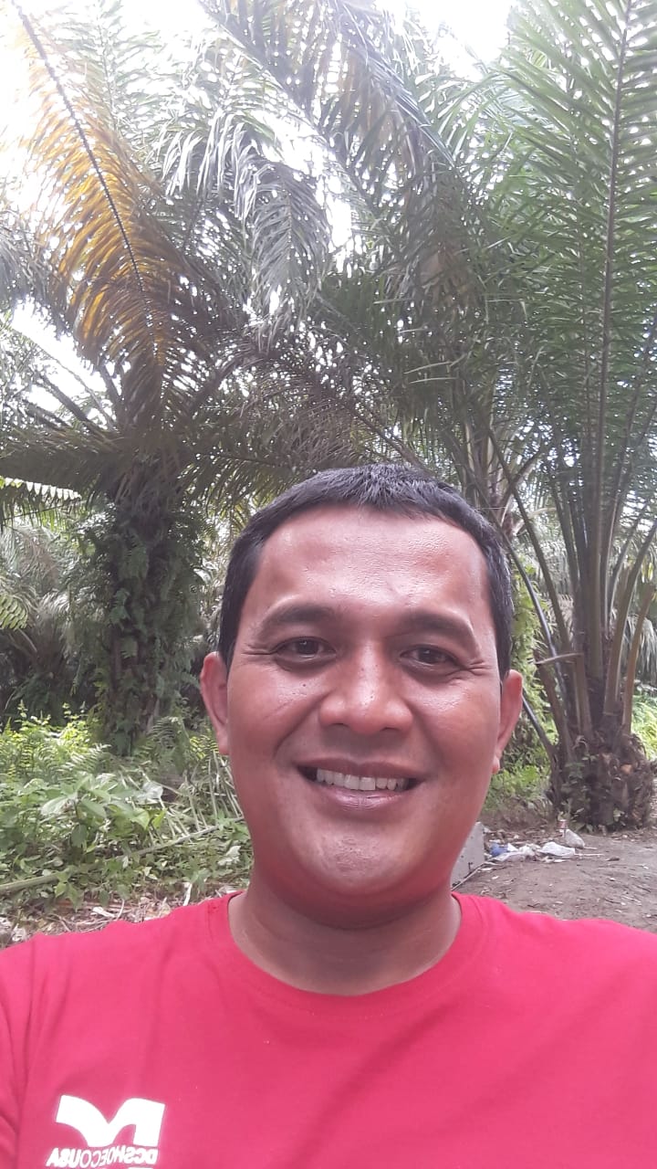 Wakil ketua Ampi Asahan Doly Simbolon. Wakil ketua Ampi Asahan Doly Simbolon.