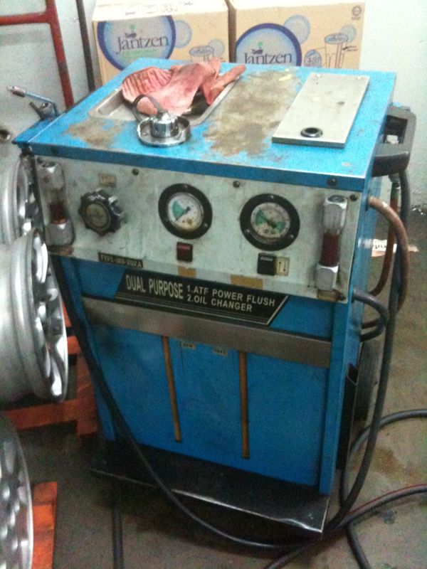 KIA SPECTRA Full Flushing on Kia Spectra Auto Gear Transmission.