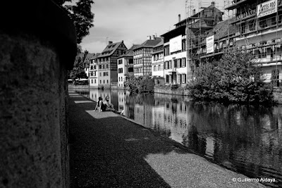 À Strasbourg (France), by Guillermo Aldaya / AldayaPhoto