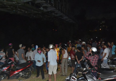 Khoi to 2 anh em sinh doi giet nguoi, phi tang xac - Anh 2