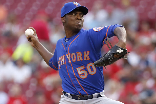 Montero lanza joya en triunfo de Mets ante Reds