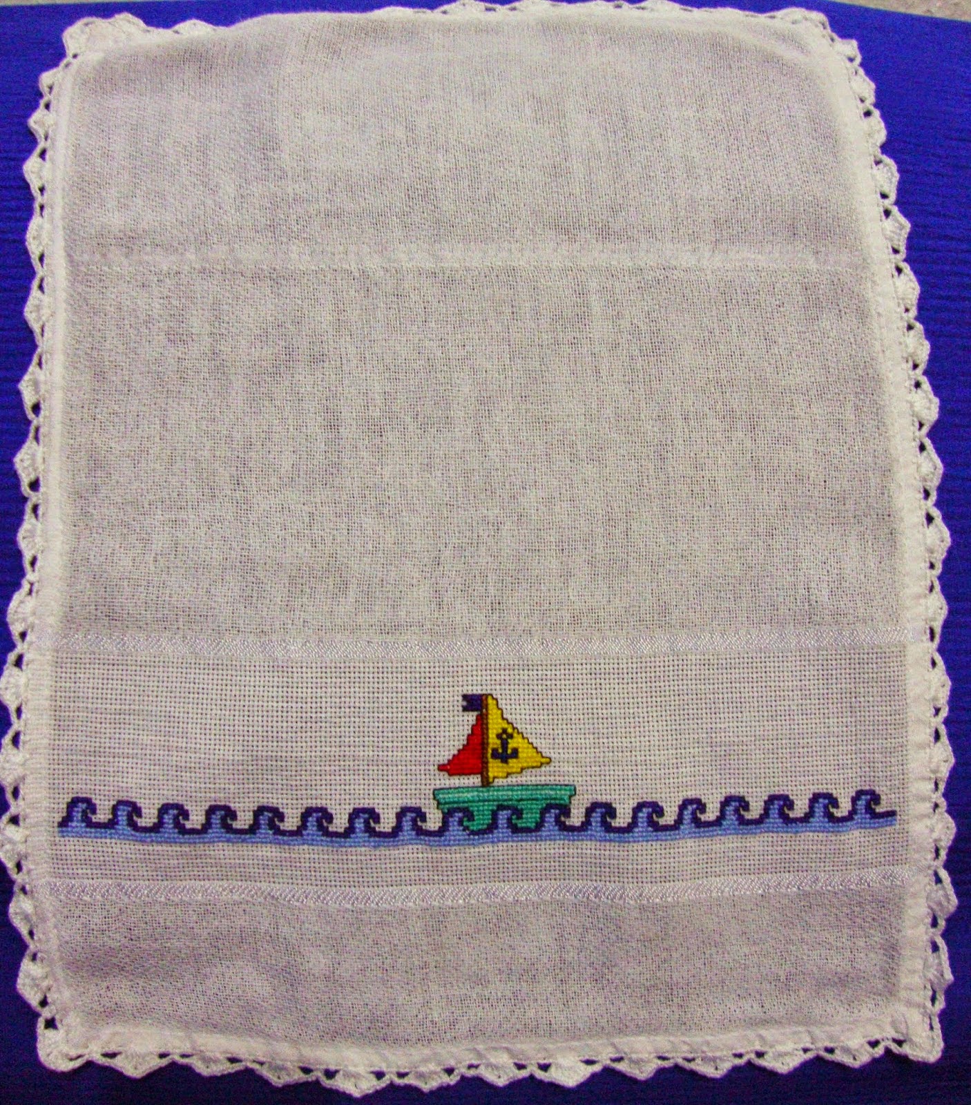 Tricô e Crochê BEBÊ: Ponto Cruz Bebê - Barquinho