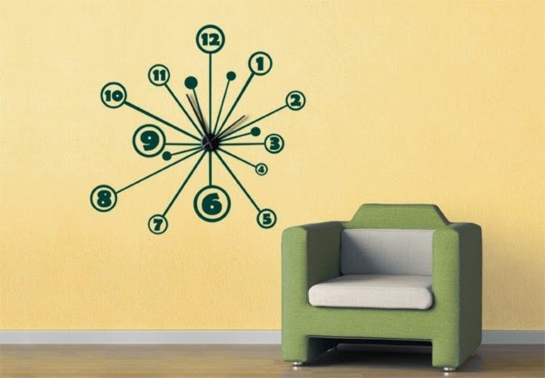 Unusual Wall Clock for Contemporary Room Design