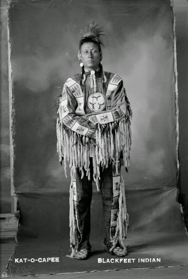 Native American Indian Pictures and History Blackfeet/Blackfoot Indian