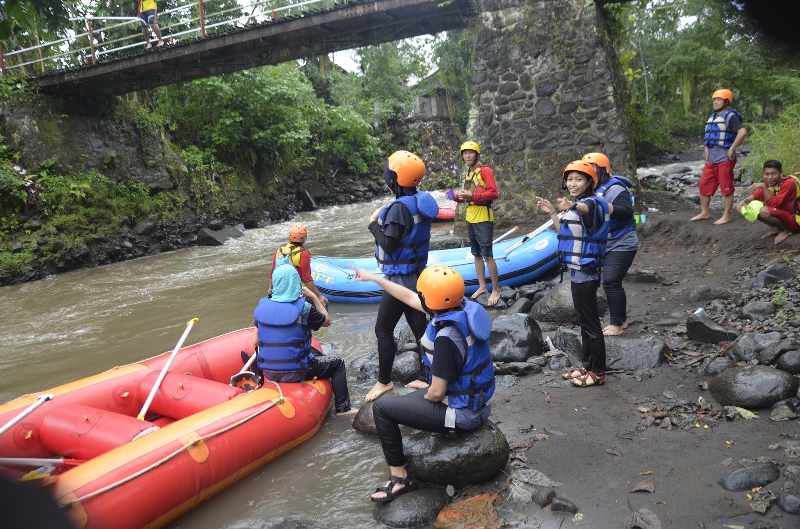 [Cuti Kemana] Bermain jeram bersama G-Raft, Glenmore.