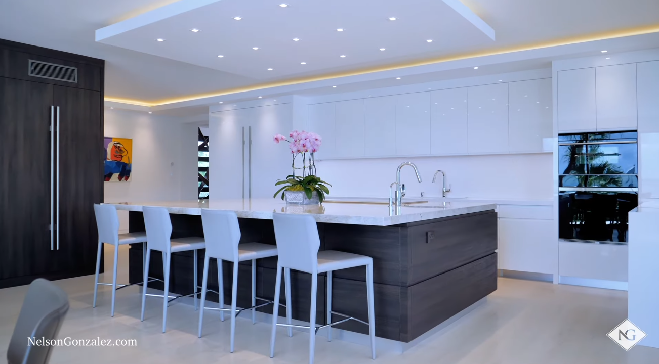 70 Photos vs. TOP 10 PROPERTIES OF THE WEEK | JOSH ALTMAN | REAL ESTATE | EPISODE #17 - Luxury Home & Interior Design Video Tour 70 Photos vs. TOP 10 PROPERTIES OF THE WEEK | JOSH ALTMAN | REAL ESTATE | EPISODE #17 - Luxury Home & Interior Design Video Tour