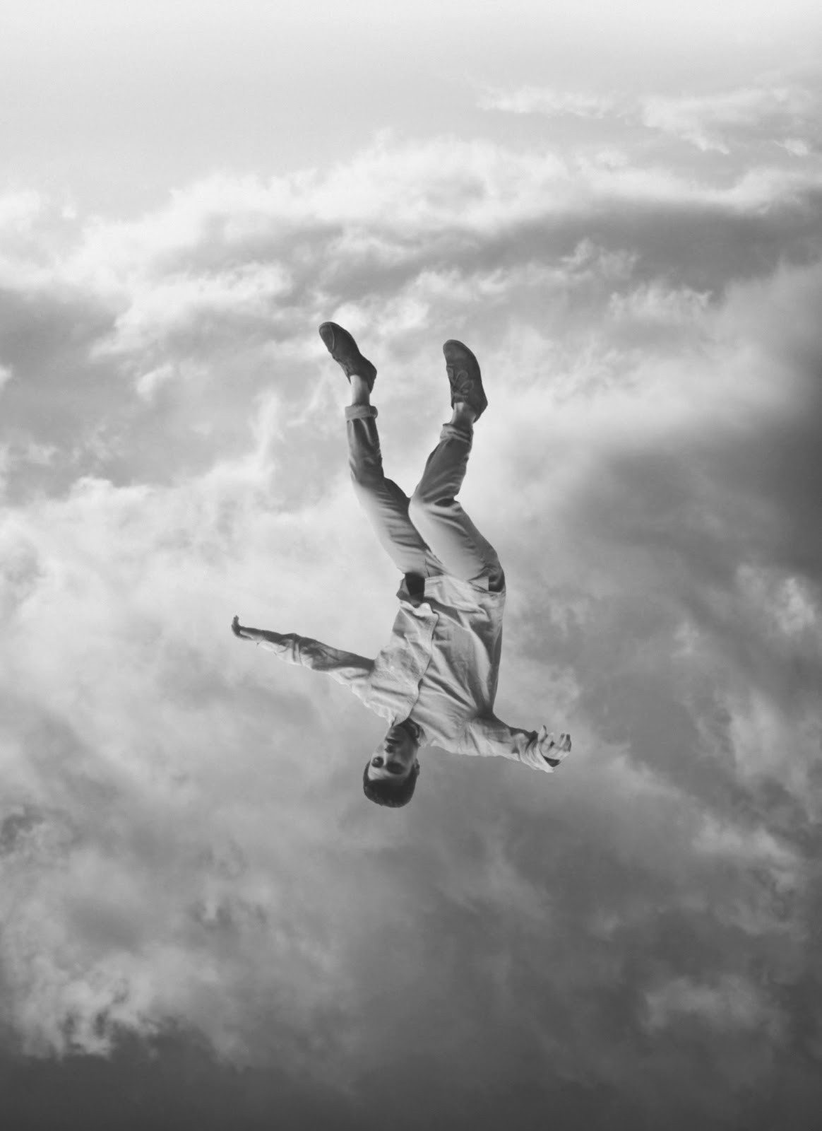 Dreams About Falling: Possible Interpretations and How to 