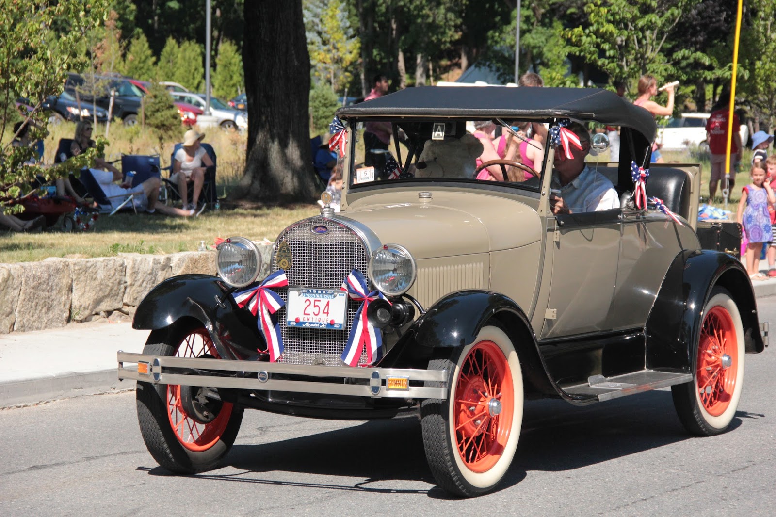 Naples and Hartford in Season Duxbury Fourth of July Parade