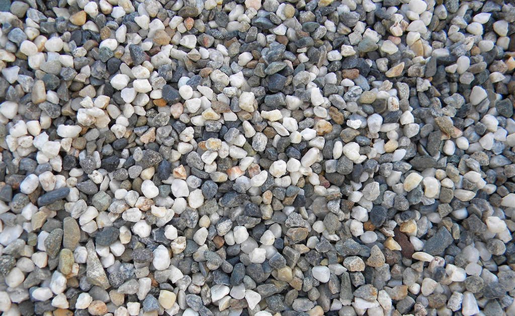 Dixon Landscape Materials Salt & Pepper Pea Gravel Adds Contrast
