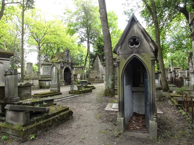 Friedhof Père Lachaise Paris (Foto © Maike Grunwald) Friedhof Père Lachaise Paris (Foto © Maike Grunwald)