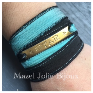 Collier Ruban En Soie Teint à La Main - 85 X 2,5 Cm Bleu Clair Paon Nuit, Fait Main