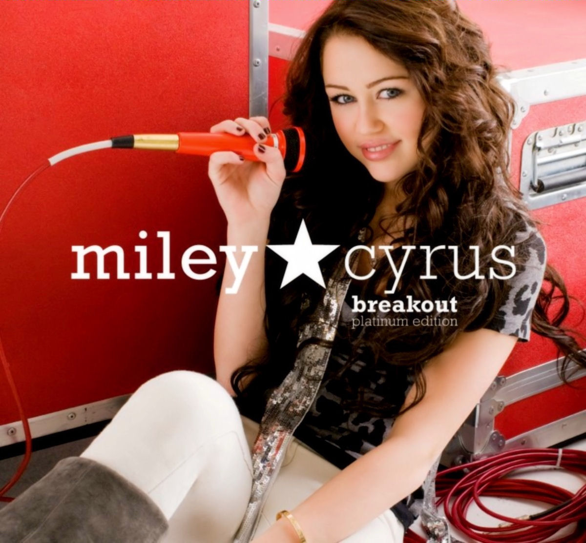 http://2.bp.blogspot.com/-Pn-qKhcXQ6Q/Tp7Jnie902I/AAAAAAAAAqc/H93zJ9DX_lM/s1600/miley-cyrus-Wallpapers.jpg