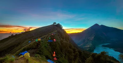 Plawangan Senaru Crater Rim 2641 meters Mt Rinjani