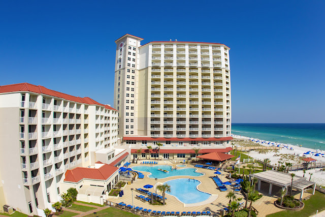 Feel like you have truly arrived at the Hilton Pensacola Beach FL hotel. Spectacular beachfront views, pools, hot tub, fine dining and fully equipped gym.
