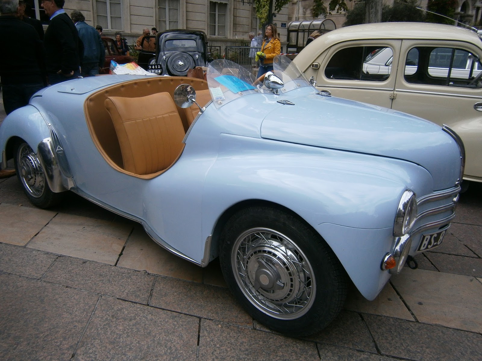 BeyondThePale Old French Cars