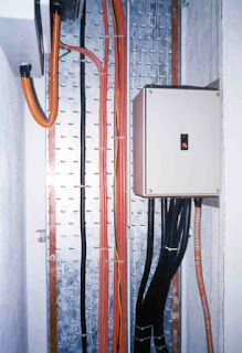 JABATAN TEKNOLOGI ELEKTRIK: Cable Riser