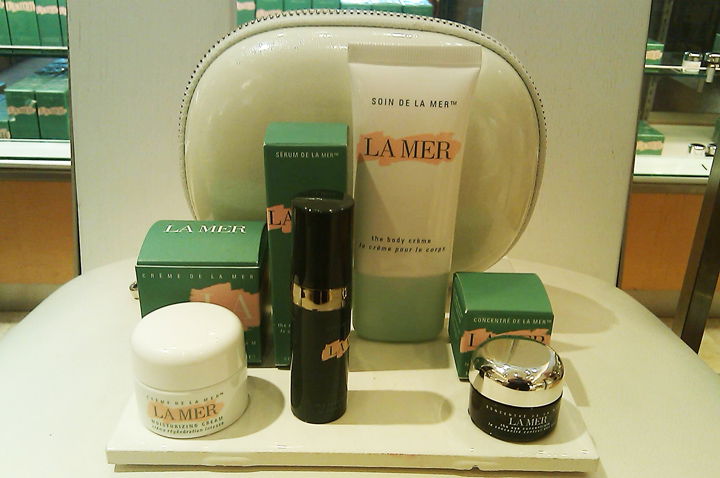 La Mer Yours with any $300 La Mer Purchase