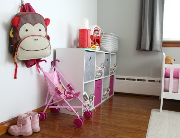 10 tips that will help you turn a nursery into a big kid bedroom, along with a printable planning worksheet to help you keep track of your ideas and form a plan for your new toddler room.  Tip 5: Store things low so they are within your toddler's reach.