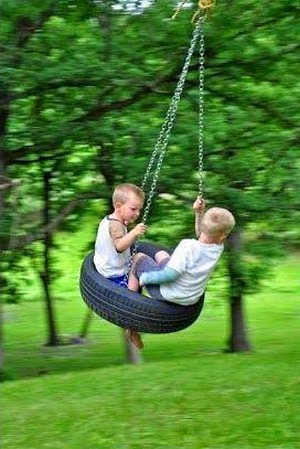 Divertido columpio para niños hecho con reciclaje ~ Portal de Manualidades