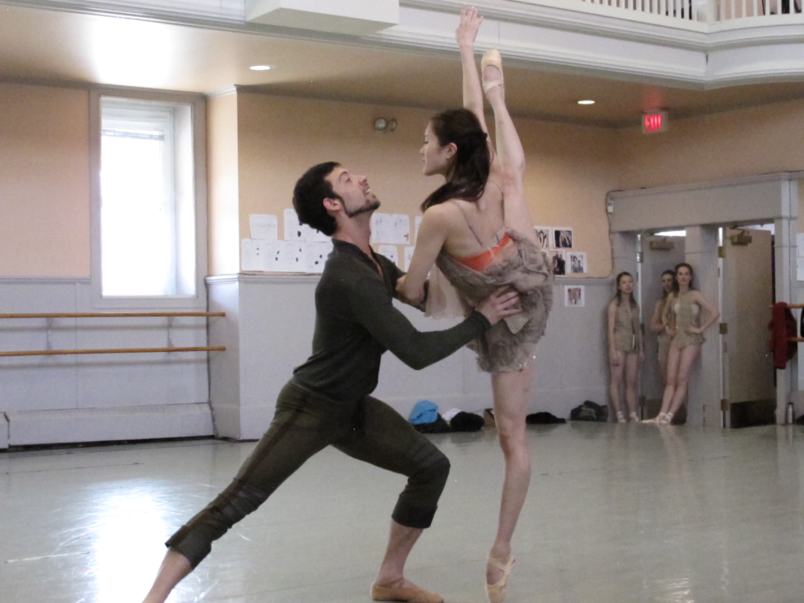 Jessica deMello writes ...: Alberta Ballet`s Un-Dress Rehearsal