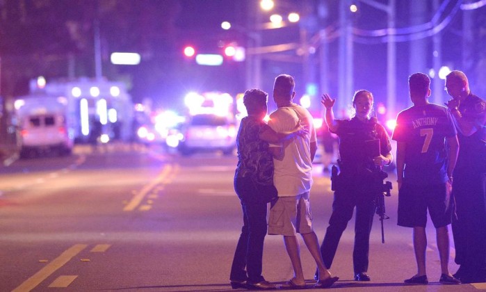 Doações às vítimas do massacre de Orlando alcançam US$ 23 milhões Doações às vítimas do massacre de Orlando alcançam US$ 23 milhões