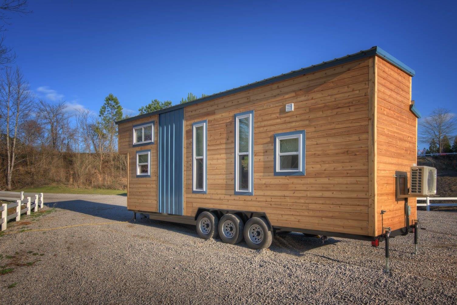 Freedom V2 By Alabama Tiny Homes (304 Sq Ft) [ TINY HOUSE TOWN ]