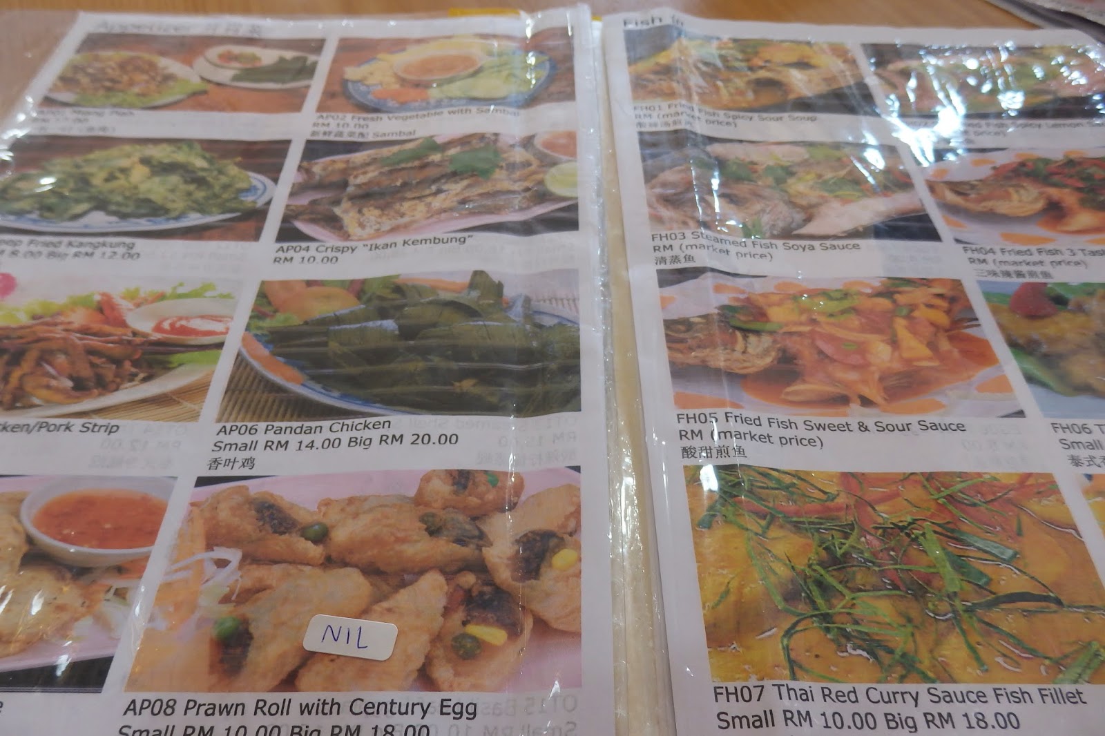 Painted Lips Khun De Thai Restaurant Sunway Tunas