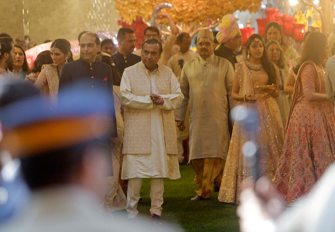 Anand Piramal And Isha Ambani Photos During The Wedding Ceremony