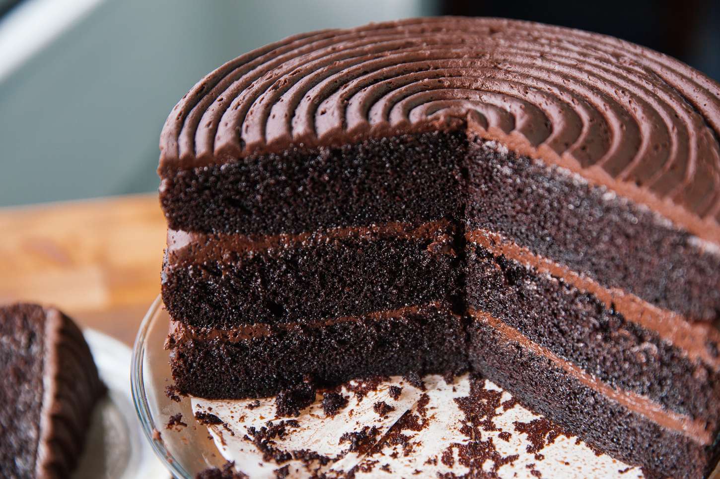 Как испечь торт в домашних условиях. Торт негри жпит. Шоколадный торт. Шоколадный тортик. Вкусный шоколадный тортик.