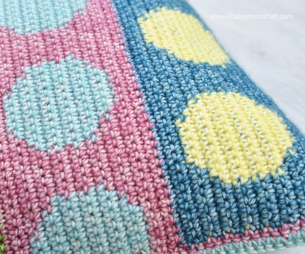 How to do Tapestry Crochet: step-by-step photo tutorial