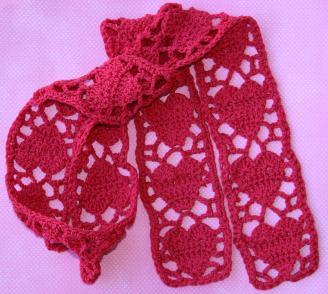 SRM Stickers Blog - Crocheted Heart Scarf by Ann - #crochet #twine #scarf #pink #red #Valentine
