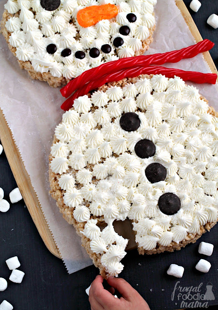 These Snowman Pull-Apart Rice Krispies® Treats are already cut & ready for sharing making them perfect for that holiday party or get-together.