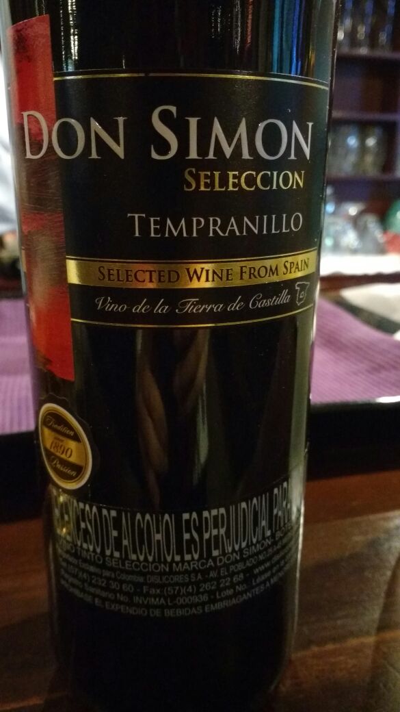يائسة ضغط عصبى تنفيذ  Don Simón Selección Tempranillo, joven, suave y cálido. | DOLCE VID - Wine  Bar
