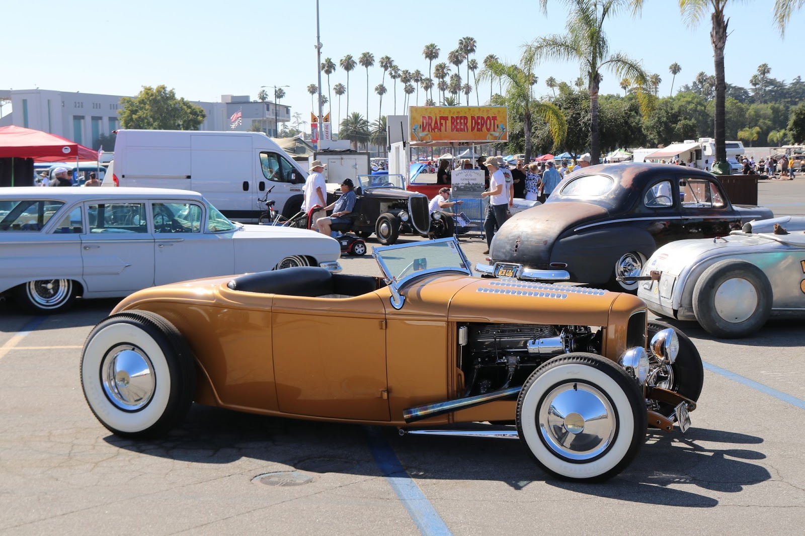 Covering Classic Cars 2017 LA Roadster Car Show and Swap Meet at the