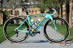 Team Lotto.NL Jumbo Bianchi Oltre XR4 CV Complete Bike at twohubs.com
