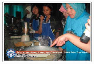 Kursus Masakan - Kuliner & Pelatihan Tataboga: Pelatihan Pembuatan Ayam