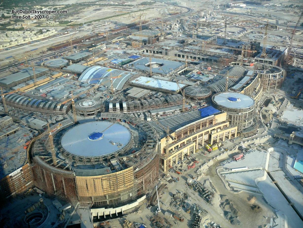 торговый планета центр кемерово. красноярск планета торговый центр. торговый центр планета новокузнецк. планета красноярск внутри. аккреционный диск черной дыры.