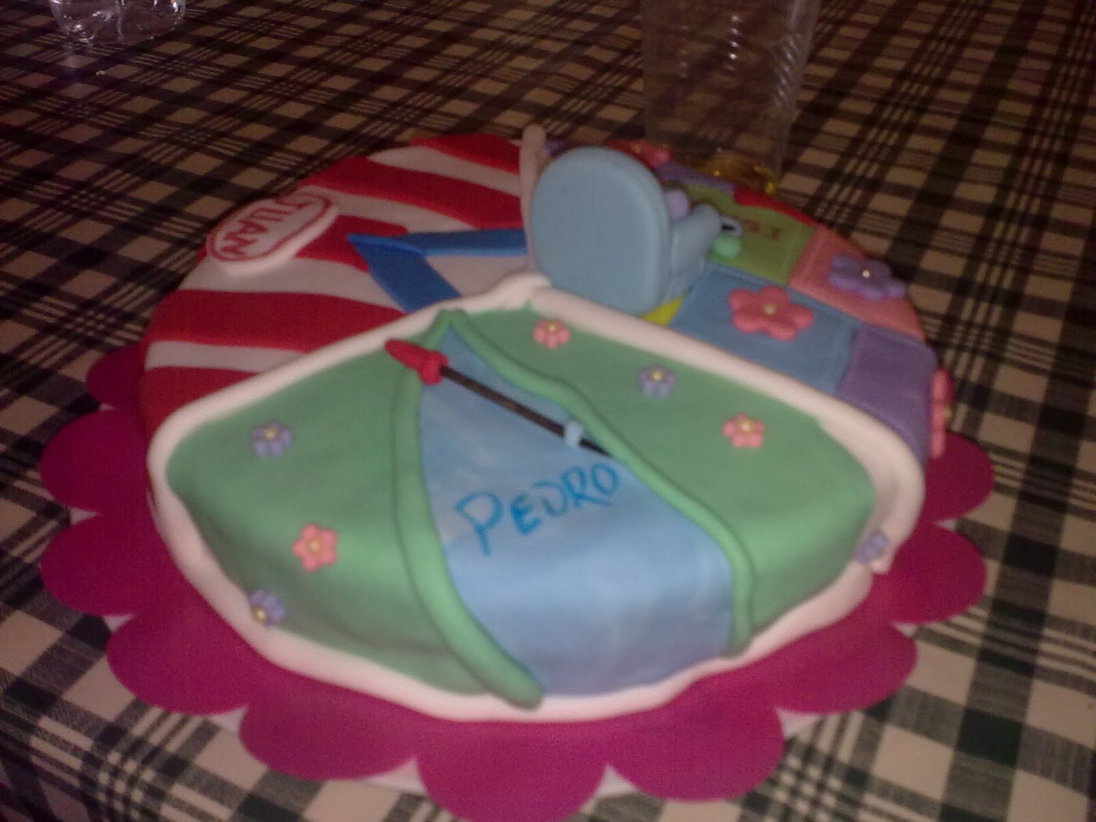 La Princesa del Collar de Guisantes Tarta fondant, 3 en 1...