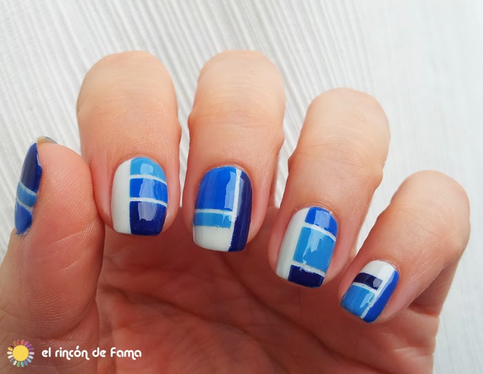 STRIPING TAPE NAIL ART